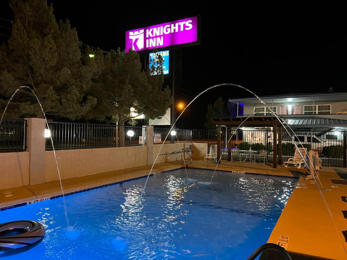 Knights Inn & Suites Pecos Buitenkant foto